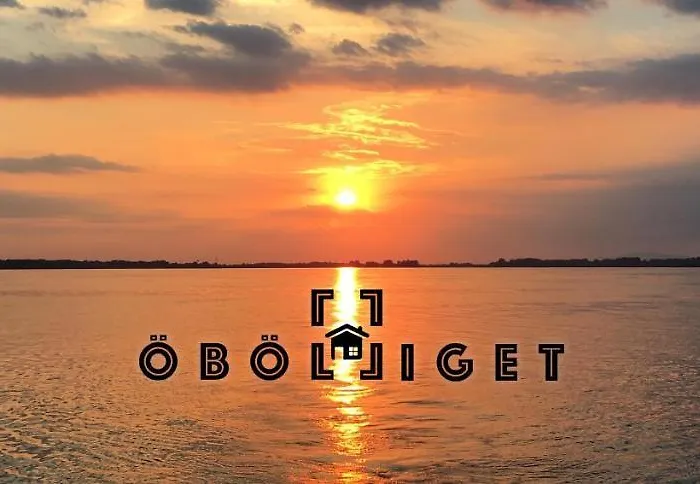 Oeboel Liget Vendeghazak Domek letniskowy Abádszalók